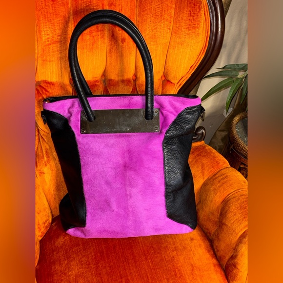 Heather Henry Handbags - Heather Henry Color Block Fuchsia Fur & Black Pebbled Leather Tote Bag